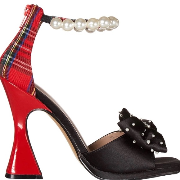 🎀 NEW WITH TAGS & BOX! BETSEY JOHNSON HEELS😍 RARE TO FIND❣️ - Picture 2 of 12